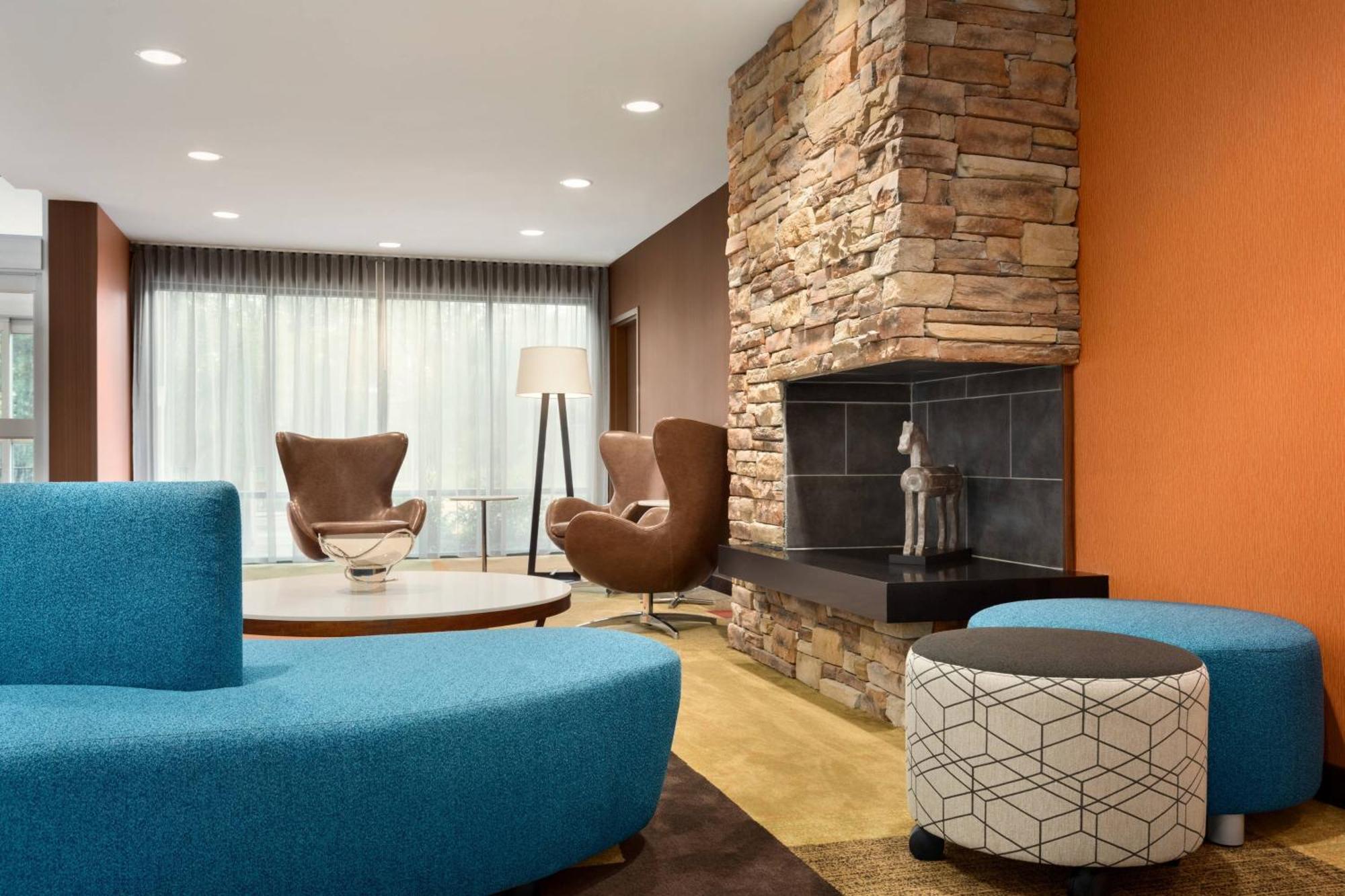 Fairfield Inn & Suites By Marriott Charlottesville Downtown/University Area Dış mekan fotoğraf