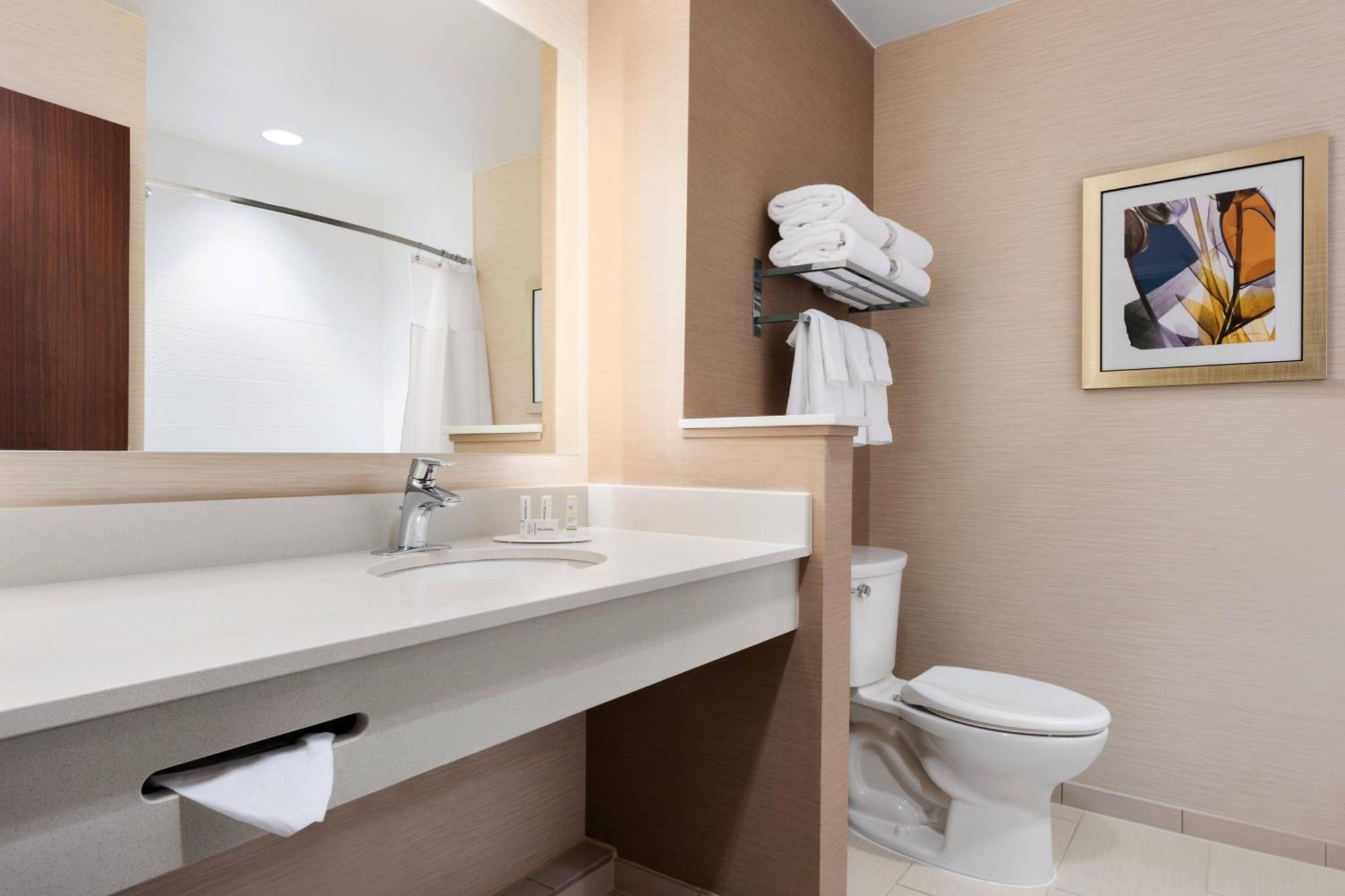 Fairfield Inn & Suites By Marriott Charlottesville Downtown/University Area Dış mekan fotoğraf